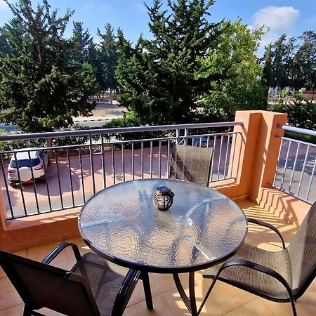 Holiday In Paphos, Prime Location Resort Pools, Jacuzzis, Harbor & 300M To The Beach Buitenkant foto
